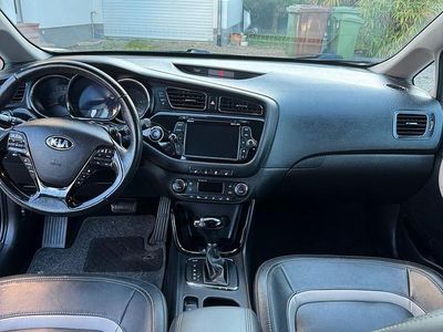 Gebraucht Kia Ceed 116 PS (85 kW) 2014 Grau Kleinwagen