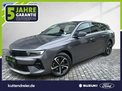 Używany Opel Astra 131 KM (96 kW) 2025 Szary Hatchback