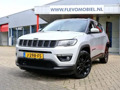 Gebraucht Jeep Compass Night Eagle 150 PS (110 kW) 2020 Grau SUV