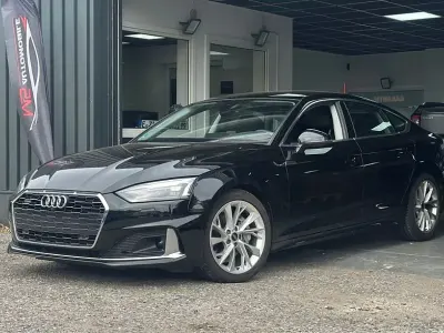 Gebraucht Audi A5 Sportback Advanced 204 PS (150 kW) 2023 Schwarz Kleinwagen