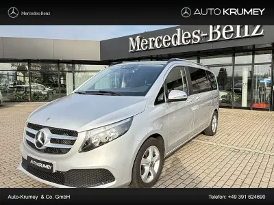 Gebraucht Mercedes V220 Edition 163 PS (119 kW) 2023 Silber Van / Kleinbus