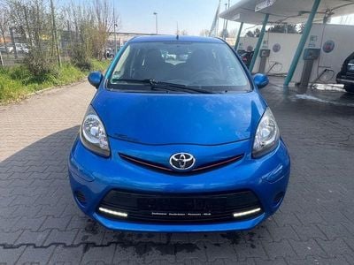 Gebraucht Toyota Aygo Cool 68 PS (50 kW) 2013 Blau Kleinwagen