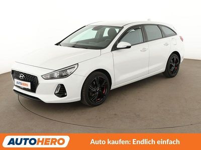 Gebraucht Hyundai i30 Select 101 PS (74 kW) 2018 Weiß Kombi