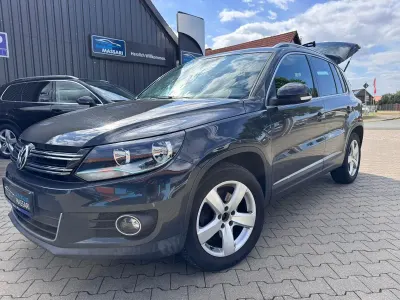 Gebraucht VW Tiguan LOUNGE 122 PS (89 kW) 2015 Grau SUV