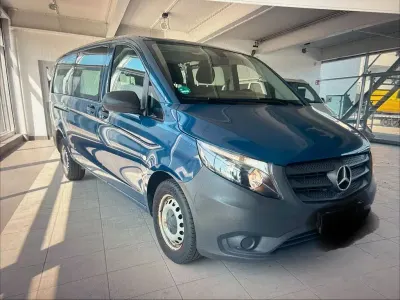 Gebraucht Mercedes Vito 114 PS (83 kW) 2017 Blau Van