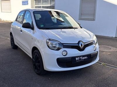 Second-hand Renault Twingo Life 69 CP (50 kW) 2017 Alb Hatchback