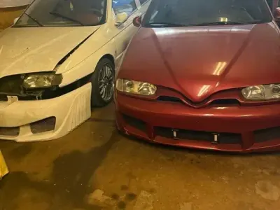 Brugt Alfa Romeo 145 145 HK (106 kW) 1999 Rød Hatchback