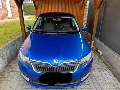 Gebraucht Skoda Rapid Elegance 105 PS (77 kW) 2014 Blau Kleinwagen