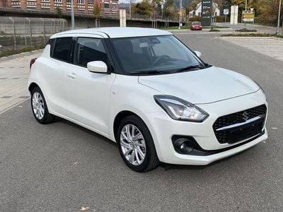 Weiß Gebraucht 2024 Suzuki Swift Comfort Limousine | 14.890 € (Superpreis)