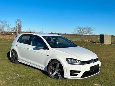 Second-hand VW Golf VII R 300 CP (220 kW) 2015 Alb Berlinǎ