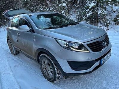 Silber Gebraucht 2011 Kia Sportage Attract SUV | 6.599 € (Fairer Preis)