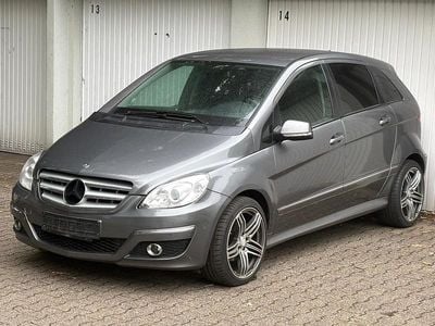 Mercedes B180