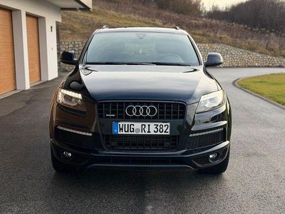 Schwarz Gebraucht 2011 Audi Q7 Ambiente SUV | 12.900 € (Etwas zu teuer)