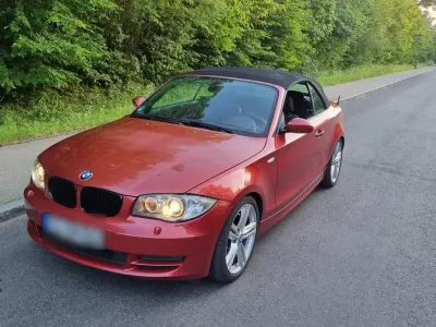 Gebraucht BMW 120 Cabriolet Sport Line 170 PS (125 kW) 2008 Rot Cabrio