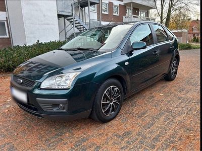 Usata Ford Focus 101 CV (74 kW) 2007 Verde Berlina