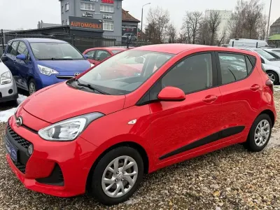 Gebraucht Hyundai i10 67 PS (49 kW) 2019 Rot Kleinwagen
