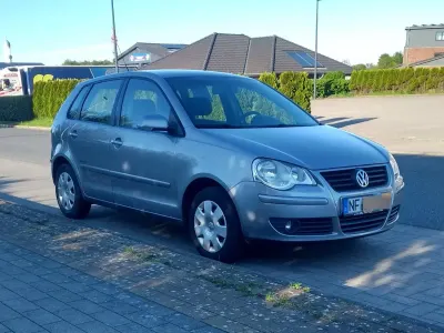 Używany VW Polo 80 KM (58 kW) 2009 Srebrny Hatchback