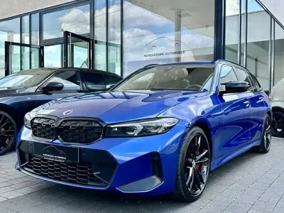 Gebraucht BMW M340 M Sport 340 PS (250 kW) 2022 Portimao blau metallic Kombi