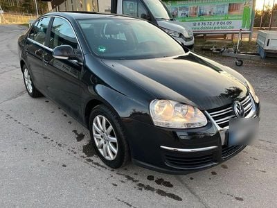 Gebraucht VW Jetta 102 PS (75 kW) 2006 Schwarz Limousine