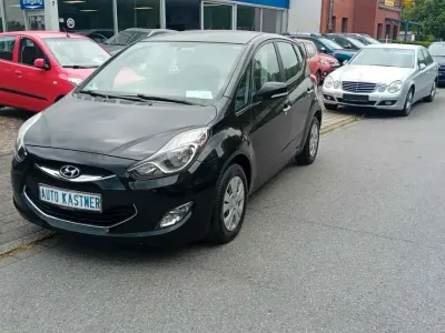 Gebraucht Hyundai ix20 Edition 90 PS (66 kW) 2013 Schwarz Kleinwagen