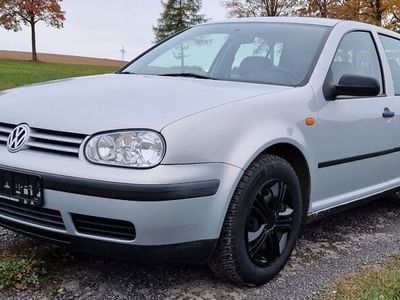 VW Golf IV