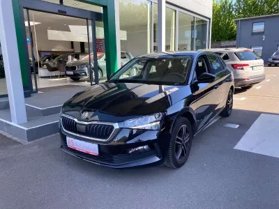Używany Skoda Scala Cool Plus 95 KM (69 kW) 2024 Czarny Hatchback