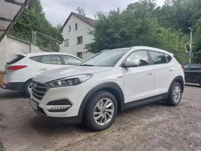 Gebraucht Hyundai Tucson Trend 177 PS (130 kW) 2017 Weiß SUV