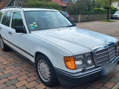 Second-hand Mercedes E230 132 CP (97 kW) 1988 Alb Break