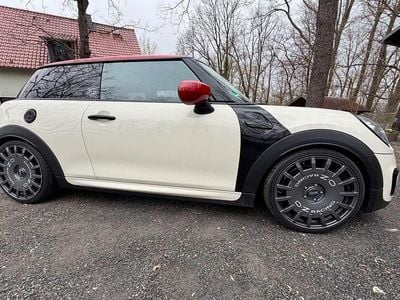 Gebraucht Mini John Cooper Works 320 PS (235 kW) 2020 Weiß Kleinwagen