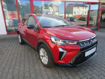 Gebraucht Mitsubishi ASX Plus 158 PS (116 kW) 2025 Aurora rot SUV