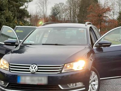 Blau Gebraucht 2011 VW Passat Kombi | 5.200 € (Guter Preis)