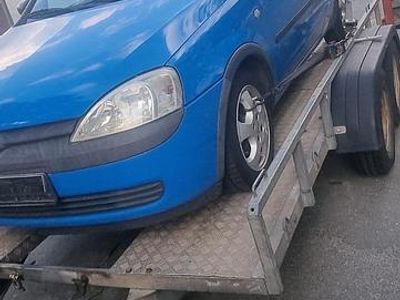 Gebraucht Opel Corsa 58 PS (42 kW) 2001 Blau Kleinwagen