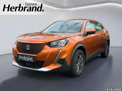 Gebraucht Peugeot e-2008 Active 100 kW (136 PS) 2022 Lackierung orange fusion/typ a SUV