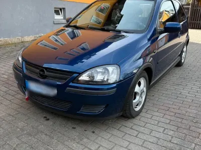 Używany Opel Corsa 80 KM (58 kW) 2004 Niebieski Hatchback