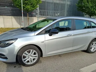 Gebraucht Opel Astra Business 122 PS (89 kW) 2022 Silber Kleinwagen