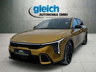 Gebraucht Kia K4 GT-Line 180 PS (132 kW) 2025 Sparkling yellow Limousine