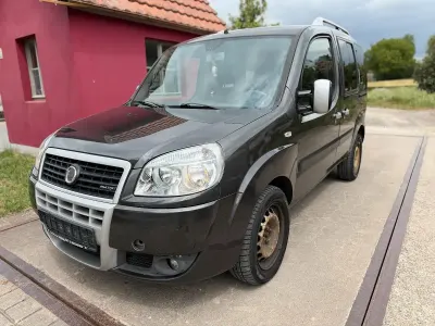 Gebraucht Fiat Doblò 120 PS (88 kW) 2009 Schwarz Van / Kleinbus