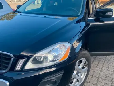Gebraucht Volvo XC60 215 PS (158 kW) 2010 Schwarz SUV
