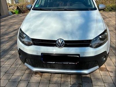 Gebraucht VW Polo Cross 90 PS (66 kW) 2015 Weiß Kleinwagen