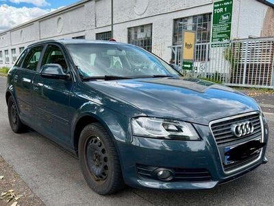 Gebraucht Audi A3 Sportback 125 PS (91 kW) 2010 Blau Kleinwagen