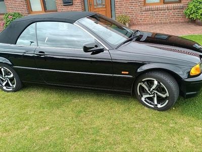Gebraucht BMW 320 Cabriolet 170 PS (125 kW) 2000 Schwarz Cabrio