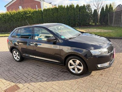 Gebraucht Skoda Rapid Drive 90 PS (66 kW) 2014 Schwarz Kleinwagen