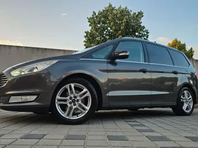 Gebraucht Ford Galaxy Titanium 179 PS (131 kW) 2016 Grau Van / Kleinbus