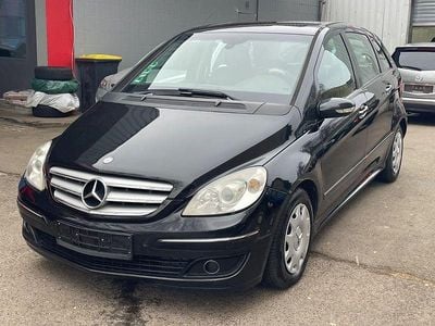 Gebraucht Mercedes B200 136 PS (100 kW) 2006 Schwarz Van / Kleinbus