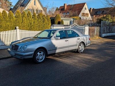 Gebraucht Mercedes E320 223 PS (164 kW) 1998 Silber Limousine