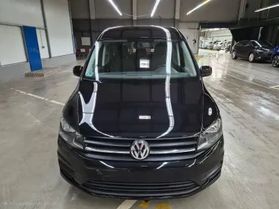 Używany VW Caddy Trendline 131 KM (96 kW) 2019 Czarny Minivan
