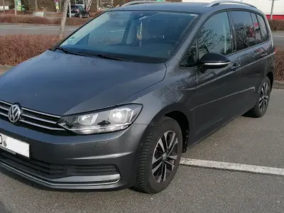 Gebraucht VW Touran IQ Drive 150 PS (110 kW) 2020 Grau Van / Kleinbus