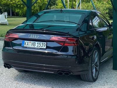 Audi S8 plus