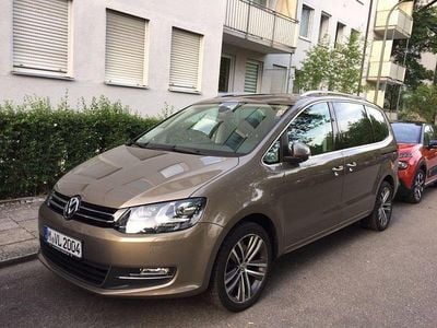 Gebraucht VW Sharan Highline 177 PS (130 kW) 2015 Gold Van / Kleinbus
