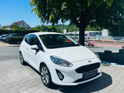 Gebraucht Ford Fiesta Cool & Connect 101 PS (74 kW) 2020 Weiß Kleinwagen